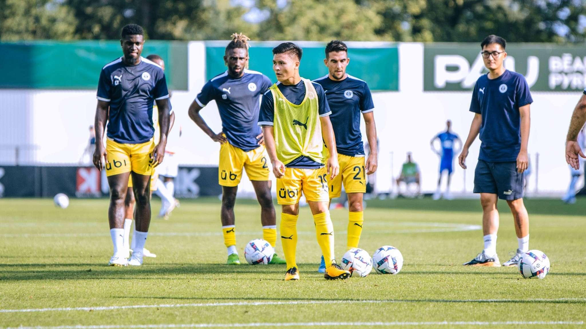 与居民们的 与居民们的